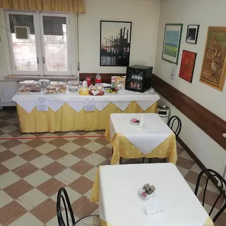 Roma Hotel
