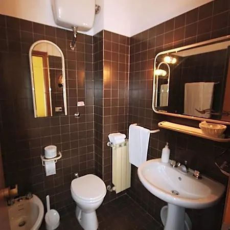 Roma Hotel