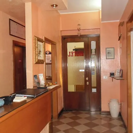 Roma Hotel